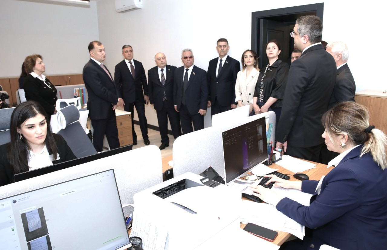 Azərbaycan Həmkarlar İttifaqları Konfederasiyasında yeni mərkəzin açılışı oldu - FOTOLAR